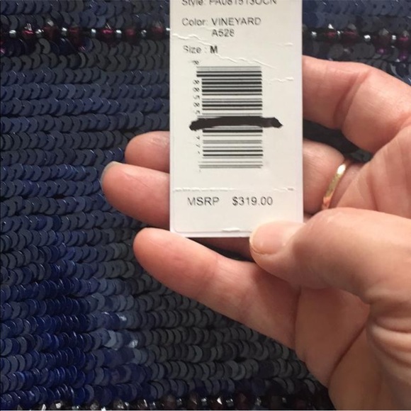 Top - Picture 6 of 9